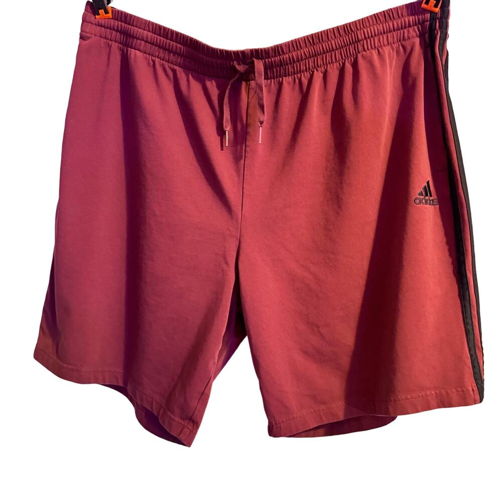 ADIDAS MEN’S 4XL SHORTS IN BURGUNDY/RED